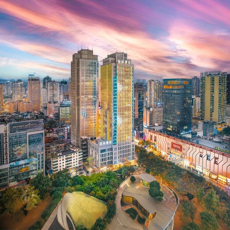 贵阳-贵阳大十字广场亚朵酒店|高级城景大床房+天河潭旅游度假区2天1晚自由行 - 定制游预订