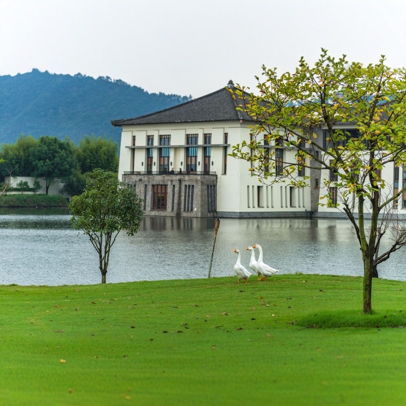 【顶级沉浸式体验】2天1晚浙江杭州富春山居度假酒店+龙门古镇门票