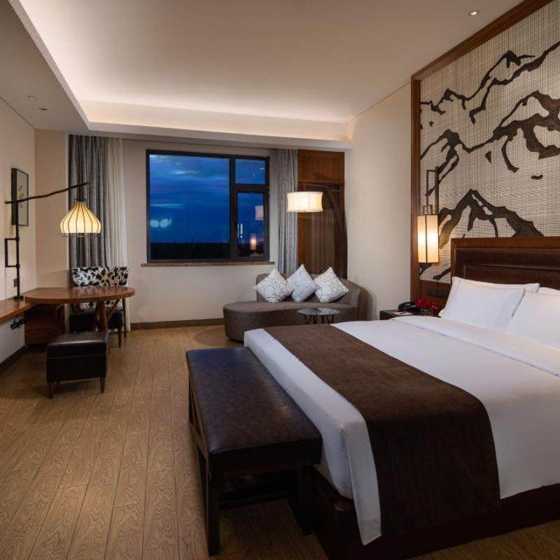 【雪季滑雪】长白山温泉皇冠假日酒店2天1晚滑雪套餐