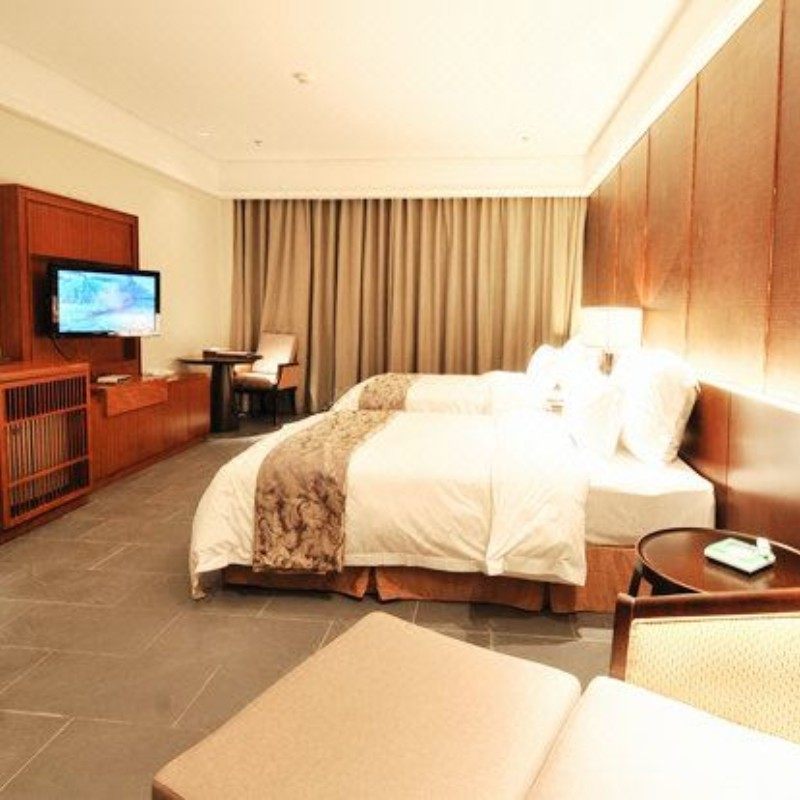 咸宁三江森林温泉杜马仕酒店/伴山里酒店+三江温泉+隐水洞+万豪/瑶池+际华/可接团队