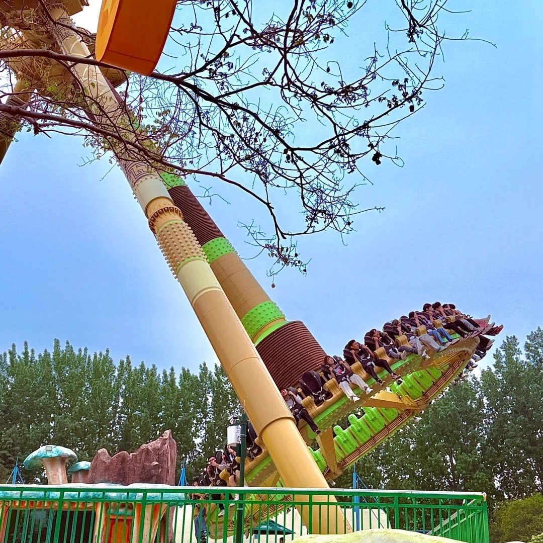 郑州郑东新区戴斯温德姆酒店住宿+郑州方特欢乐世界成人门票