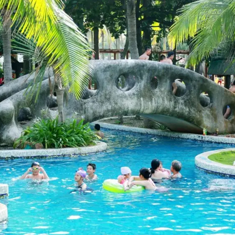 【暖冬·元旦·春节】2天1晚海南海口美兰温德姆花园酒店+假日海滩+双早+接送机