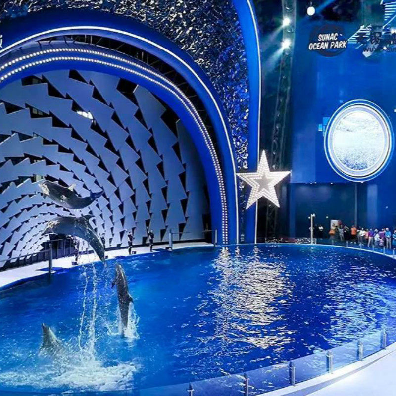 无锡融创皇冠假日酒店含双早,可选无锡融创乐园/热血奇迹/海世界/下午茶/晚餐