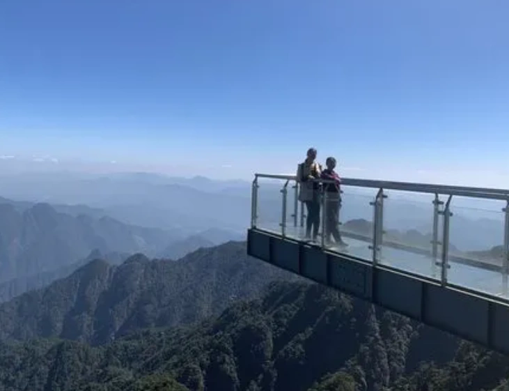 三清山西海岸玻璃栈道图片