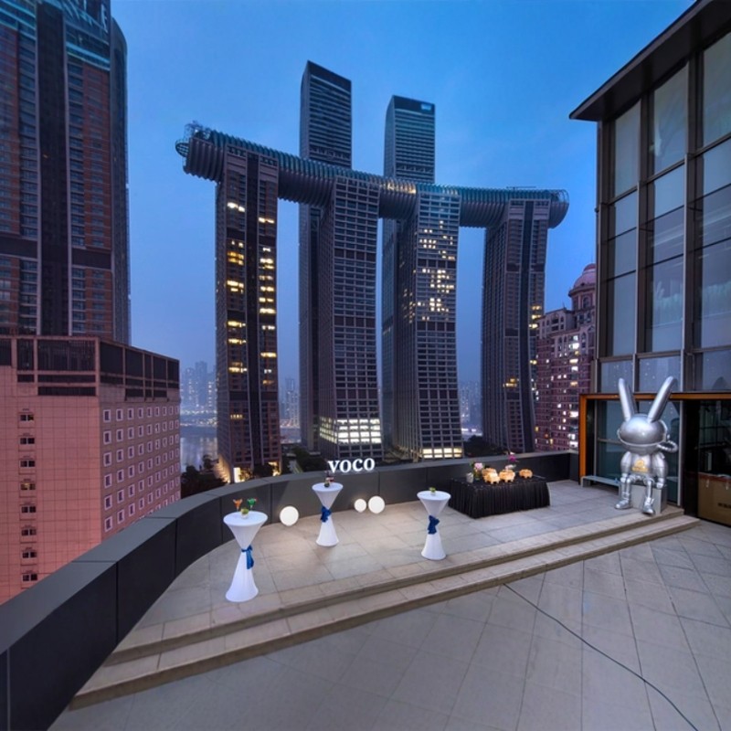 【拍照出片】4天3晚重庆朝天门voco酒店高级房+动物园门票买1送1 - 定制游预订