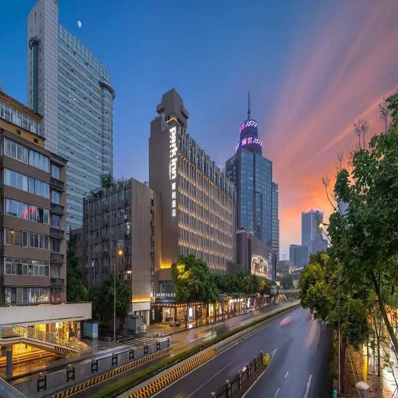 成都自由行1晚上 丽柏酒店(成都春熙路太古里店) +成都景区门票