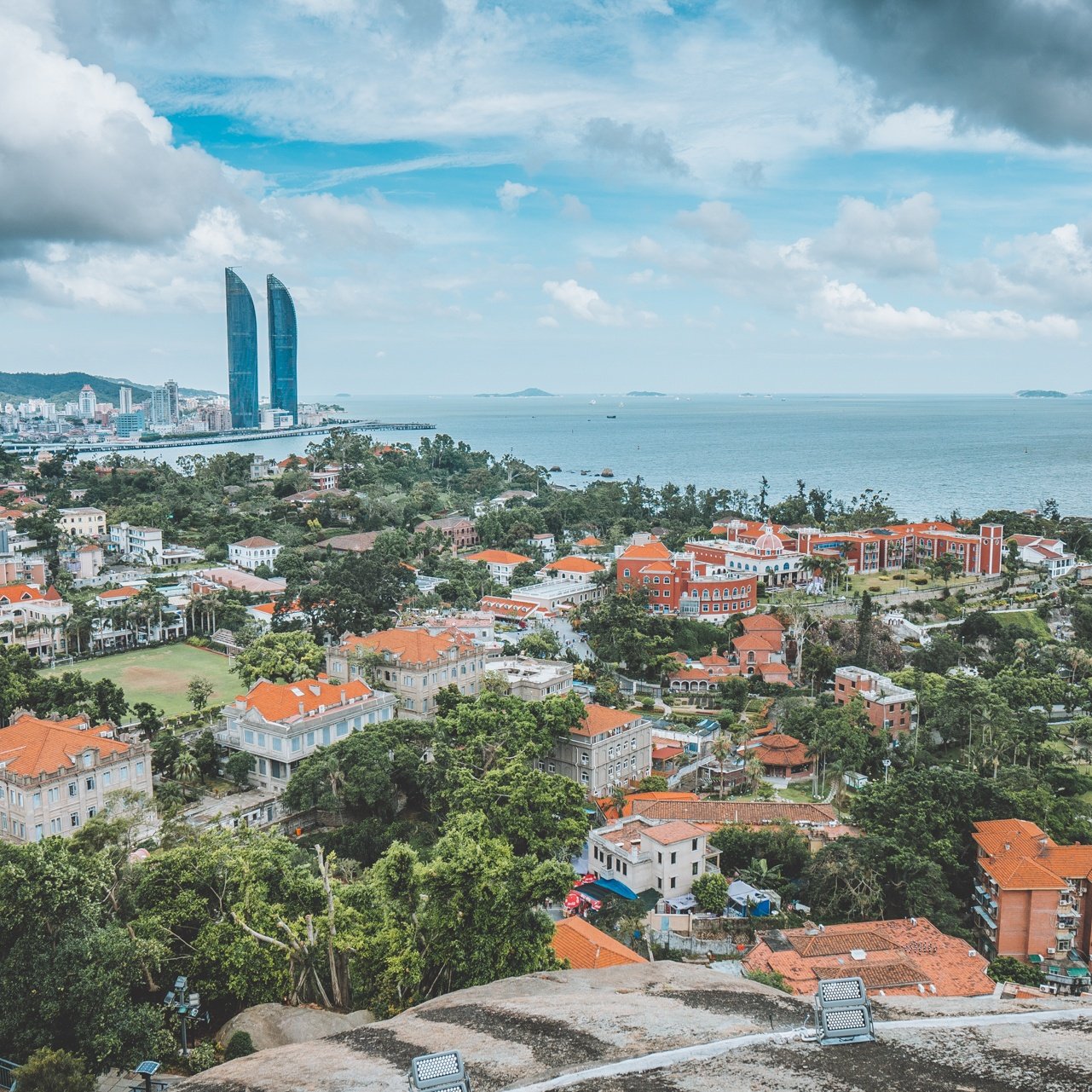 福州泉州厦门漳州旅游9天8晚平潭岛开元寺鼓浪屿云水谣土楼帆船 - 定制游预订