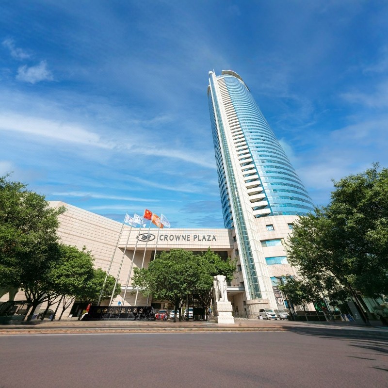 【城市景观】3天2晚高级景观房+大雁塔门票 | 西安皇冠假日酒店 - 定制游预订