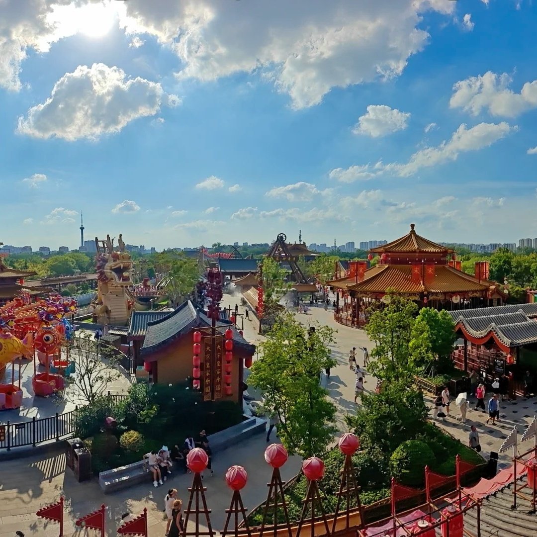 沃德酒店(开封清明上河园鼓楼广场店)住宿+清明上河园成人门票 - 定制游预订