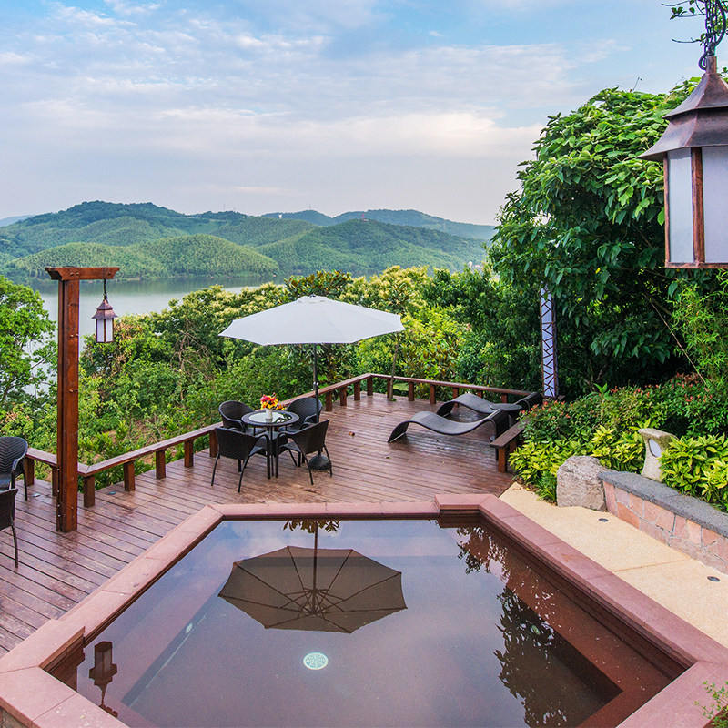 溧阳天目湖涵田度假村松果酒店2晚+双早+无限次温泉+聆湖湾休闲乐园+旅拍