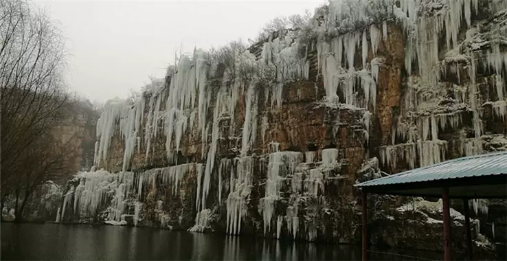 龙门峡谷景区图片