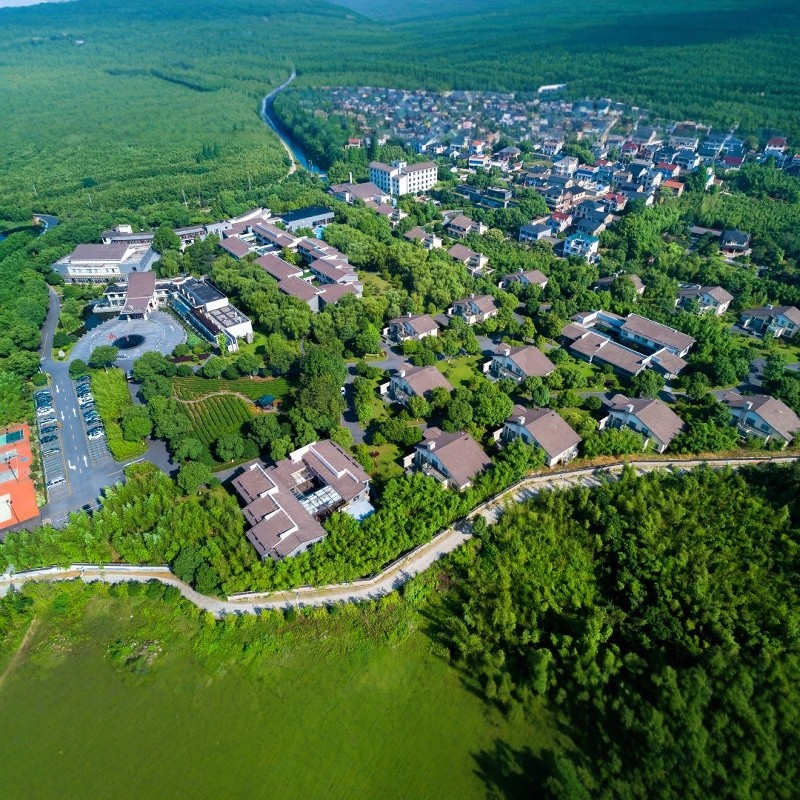 【周末不加价】5天4晚浙江杭州陆羽君澜度假酒店【位于郊区】双溪漂流/门票均买1送1