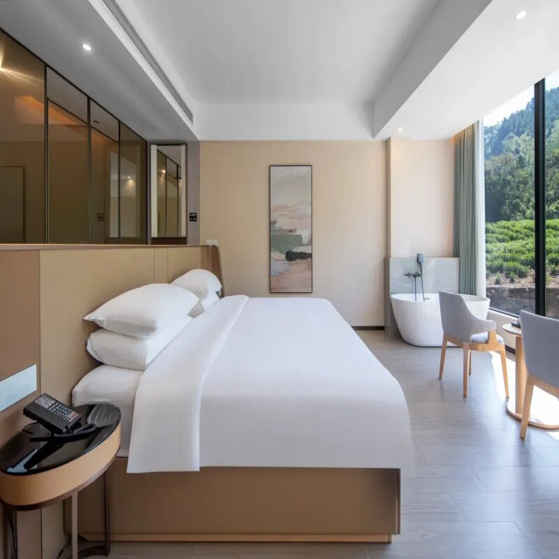 周末不加价 | 佛冈碧桂园假日温泉酒店+2大1小早餐+温泉+鱼疗+旅拍+亲子活动+午餐/晚餐