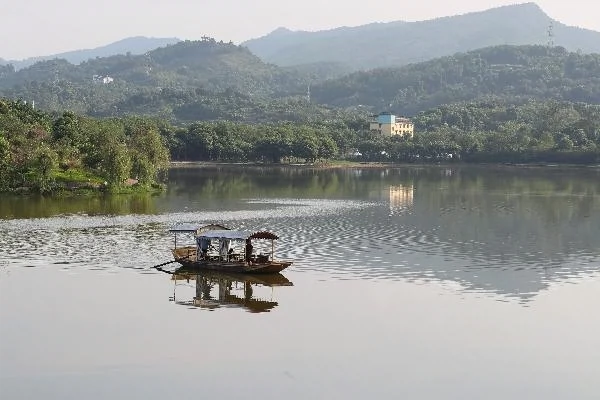 莲花湖风景区图片