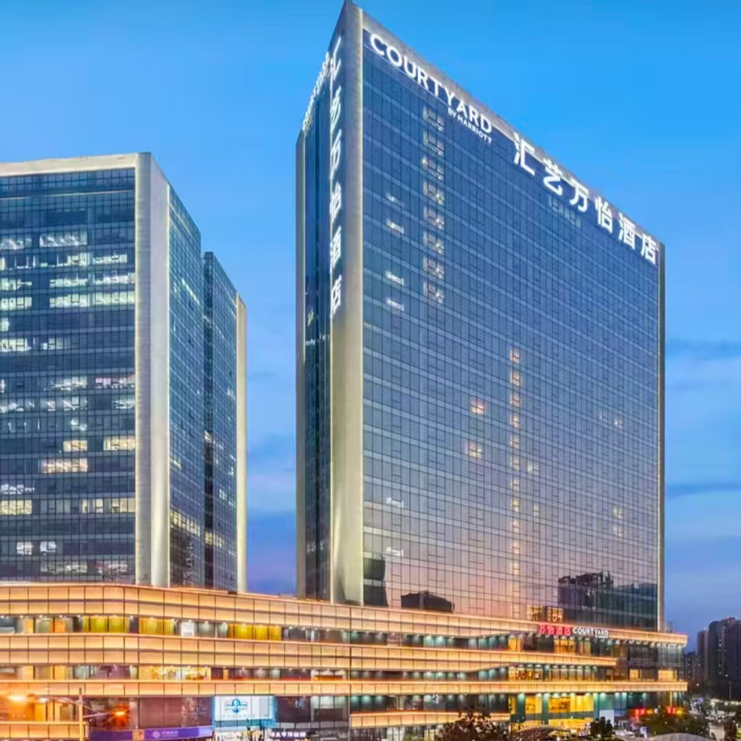 【畅享】郑州汇艺万怡酒店商务双床房3天2晚+方特欢乐世界 - 定制游预订