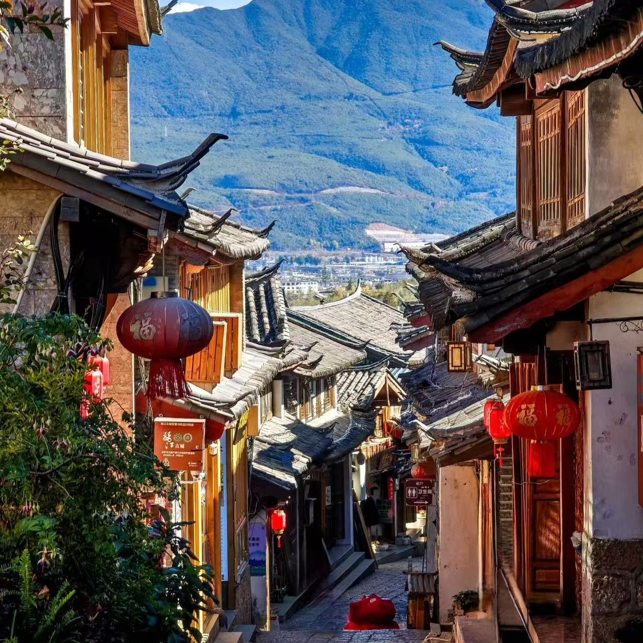 乌江寨暮山酒店遵义店住宿+贵州乌江寨成人门票 - 定制游预订