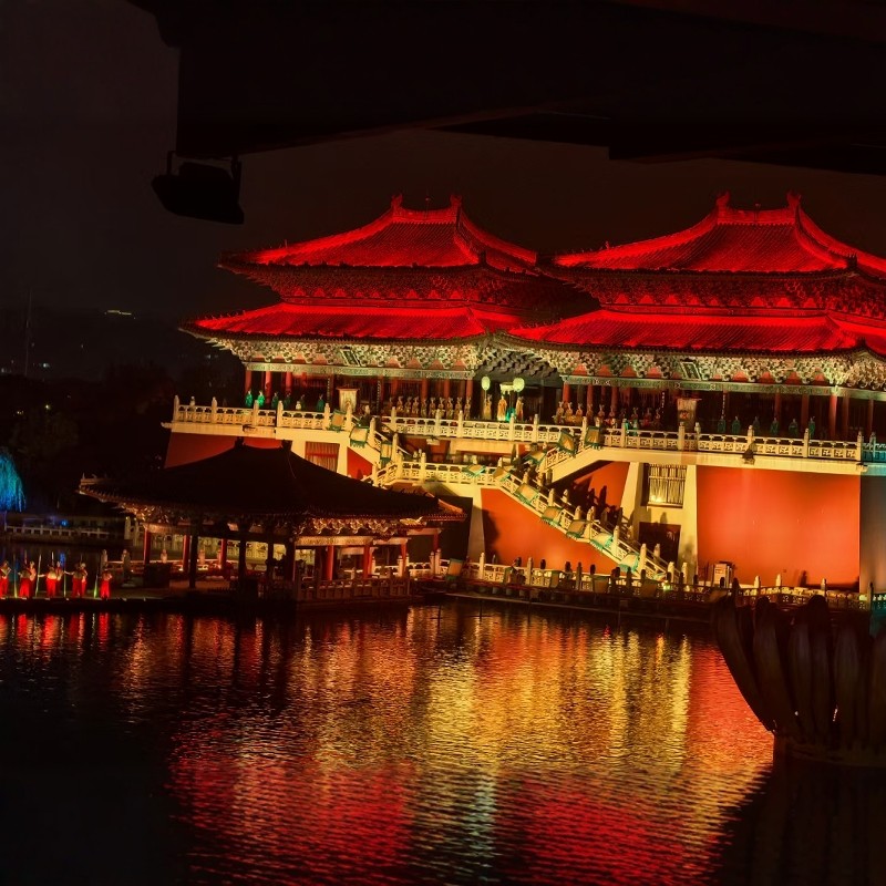 河南开封2天1晚酒景套餐 开封清明上河园海棠花语酒店+《大宋东京梦华》演出