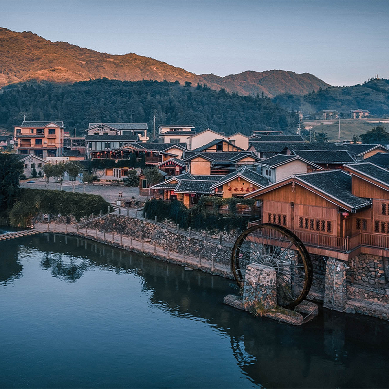 【全程1导 12人团】厦门4天3晚跟团游鼓浪屿+云水谣土楼+厦门大学 - 定制游预订