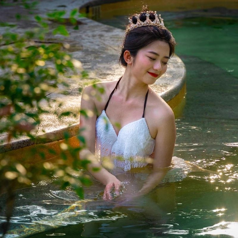 【重庆统景温泉自驾游】统景两江假日酒店住宿1晚含早+双人单次温泉票