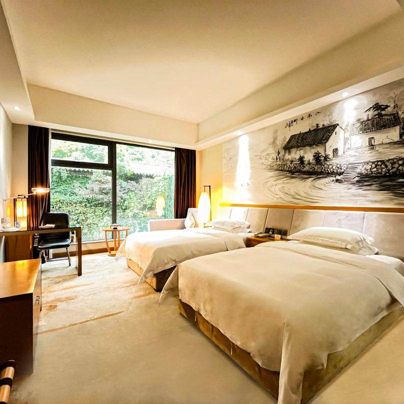 郴州莽山森林温泉酒店 高级双人房5天4晚+莽山森林温泉门票