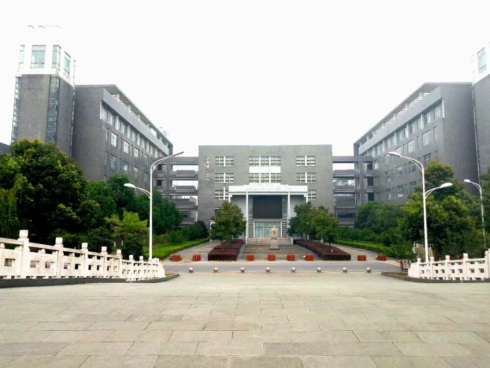 中国药科大学(玄武门校区)图片