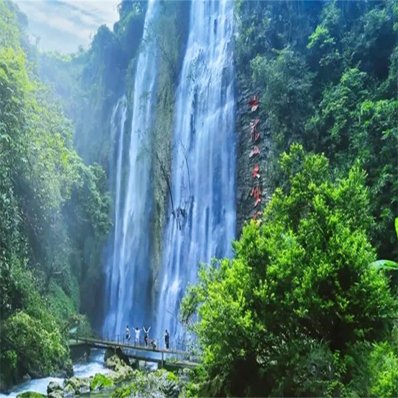 【跟团游】南宁出发 崇左德天瀑布+明仕村+通灵峡谷休闲2天1晚游