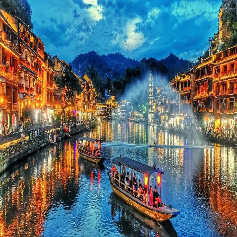 元旦春节可定3天2晚 湖南湘西 凤凰古城君尚酒店+杨家祠堂门票