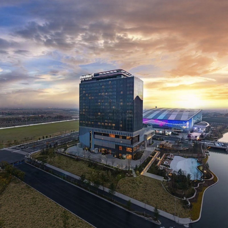 【乐享】ClubMed地中海白日方舟·太仓度假村高级房1间2晚+双人太仓阿尔卑斯雪世界