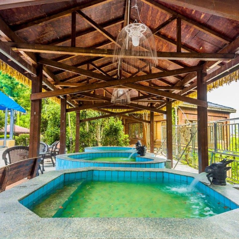 【自驾套餐可接团队】楚天瑶池度假酒店2天1晚含瑶池温泉票2张+际华滑雪3小时