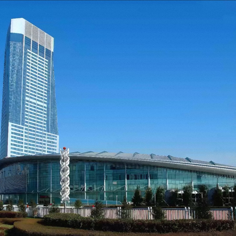 x【2天1晚】哈尔滨冬运会自由行住华旗饭店/ 新巴黎大酒店/金谷大厦/全季酒店+门票 - 定制游预订