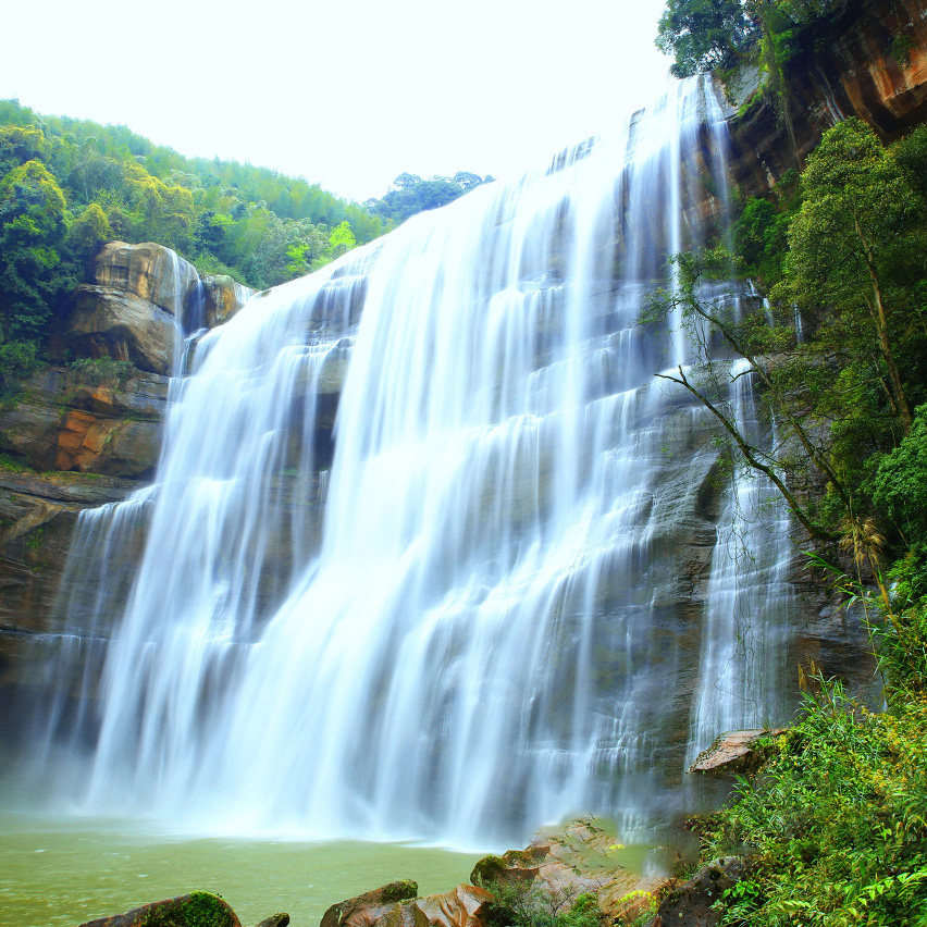 贵州贵阳黄果树龙宫西江千户苗寨3天2晚自由行 - 定制游预订