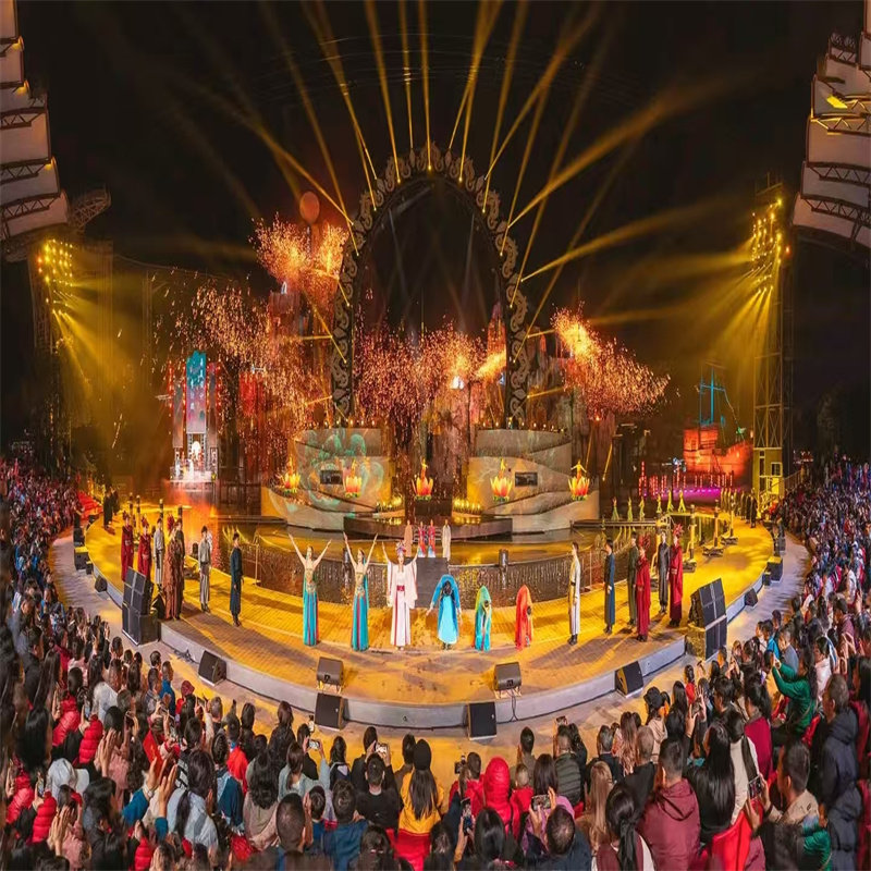 广州融创施柏阁酒店住1晚+2人早餐+2人不限时娱雪门票