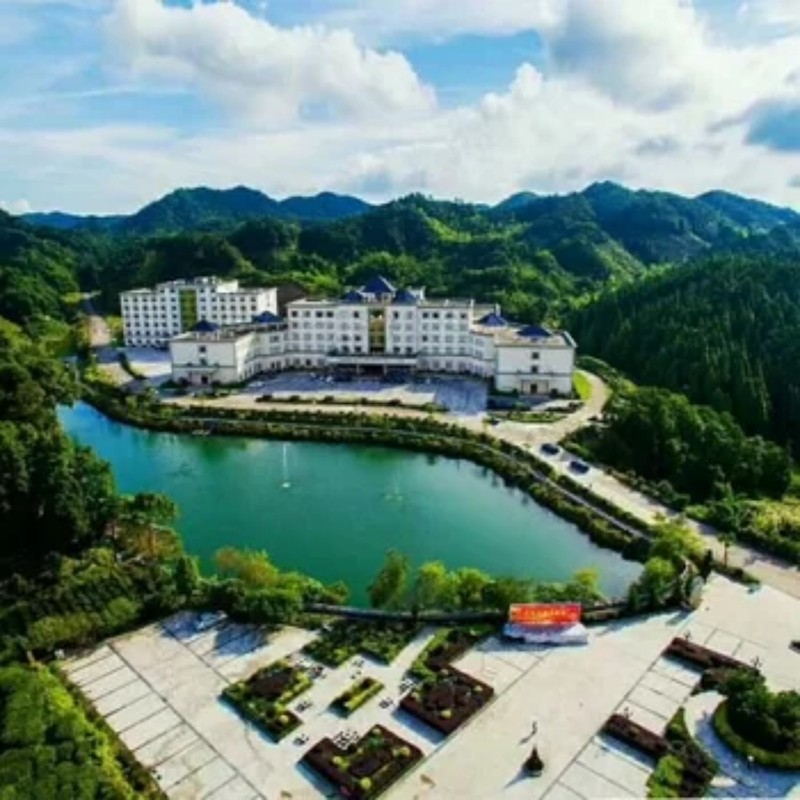 D5天4晚揭阳市揭西京明温泉度假村自由行+普宁广场门票单人酒景套餐