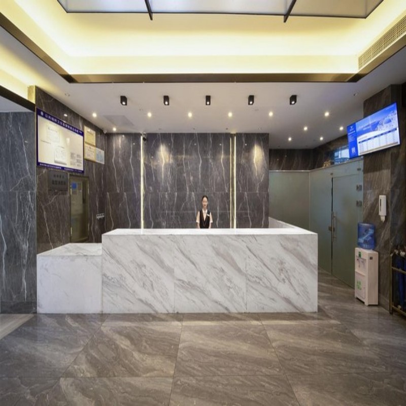 D2天1晚雅斯特酒店(桂林火车站华侨大厦店)自由行+兴坪古镇门票单人酒景套餐