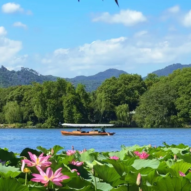 【乐享】杭州西湖假日酒店开放式套房五天四晚+西湖风景名胜区+雷峰塔