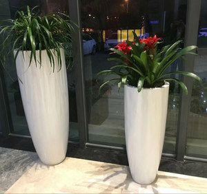
Beautiful oval column flowerpot hotel apartment residential area commercial office office building large flowerpot