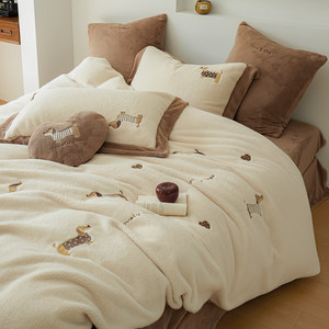 
In the ears autumn and winter ins cartoon embroidered cashmere four-piece set girl heart double-sided velvet milk velvet bedding set