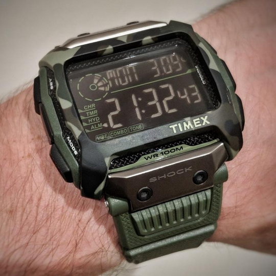 Timex Command Shock デジタルスポーツウォッチ - メンズ