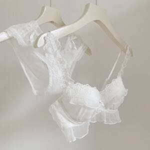 
Girls' thin, sweet, ruffled underwear, small chest push-up, anti-sagging, non-empty cup, breathable and comfortable bra set for summer