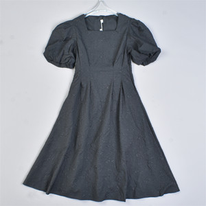 
French square collar short-sleeved dress 513L82589 high-end embossed texture pattern high waist A-line sweet long skirt