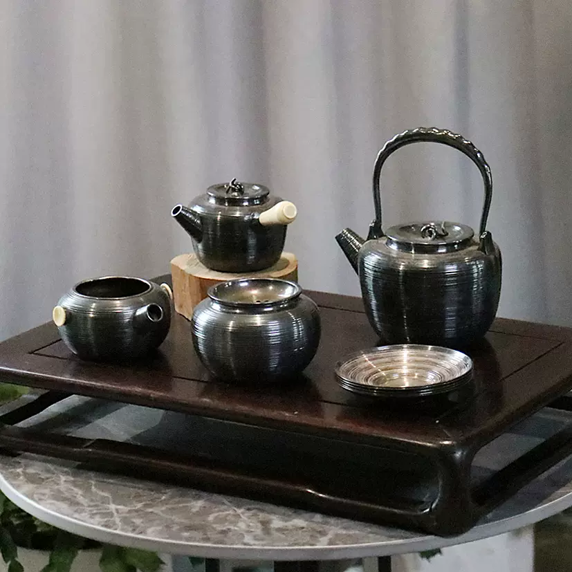 純銀の壺 茶器 茶道具 1958g 純銀の壺 茶器 茶道具 1958g