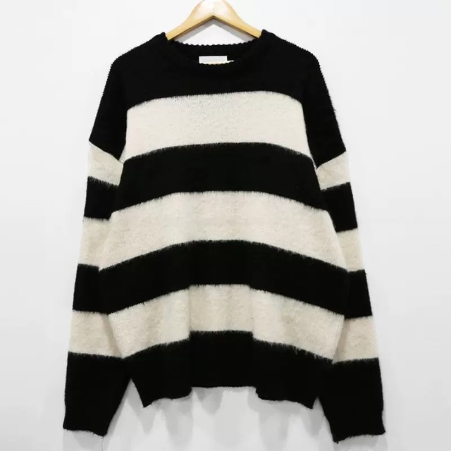 Korean style black and white contrasting color design niche striped ...