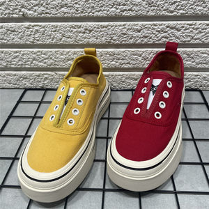 
Broken code treated thick-soled canvas shoes for women, spring and autumn new versatile casual shoes, comfortable slip-on lazy sneakers for women