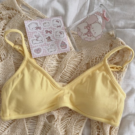 
Vanilla Lemon Simple Solid Color Thin Triangle Cup Girls Student Breathable Underwear Comfortable Skin-friendly Bra