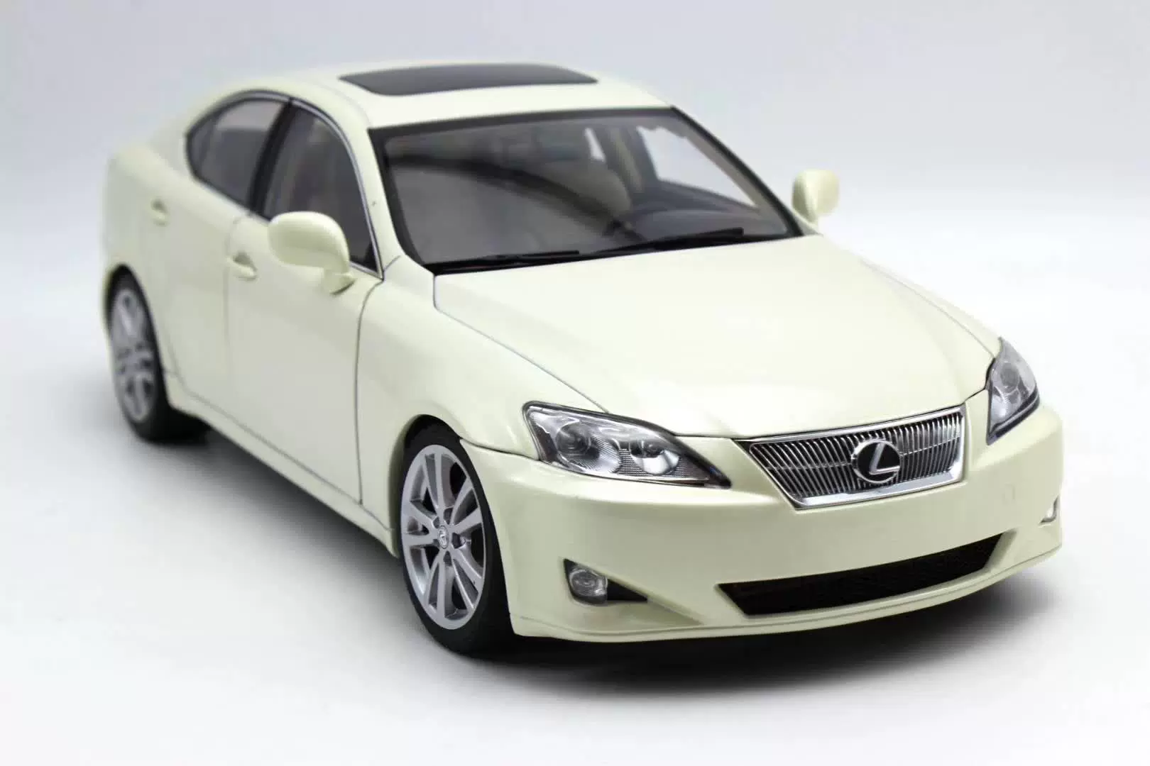 AUTOart奥拓1:18 雷克萨斯Lexus 凌志IS350 白色合金汽车模型-Taobao