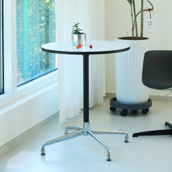 Round fashionable simple light luxury negotiation Eames round table