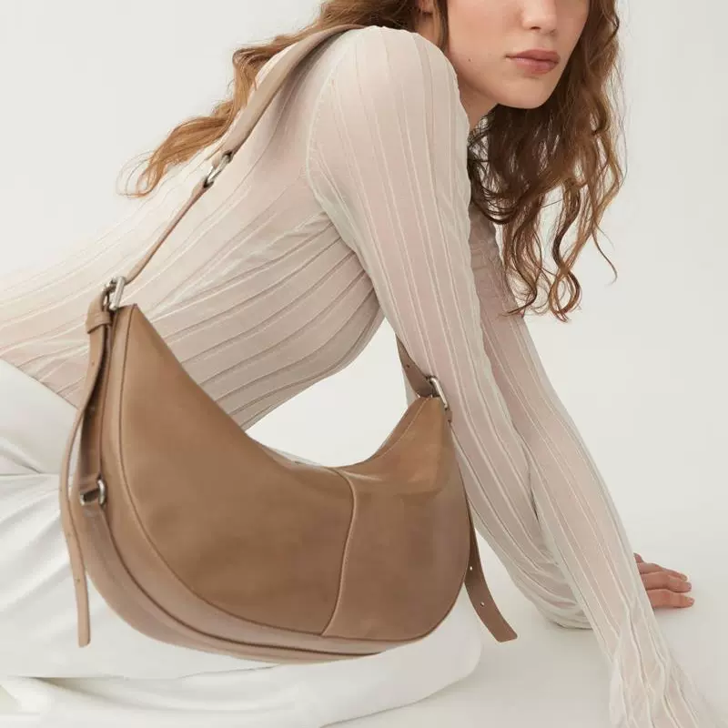 瑞典设计Vagabond单肩包Itami Mia系列奶白色百搭斜揹包