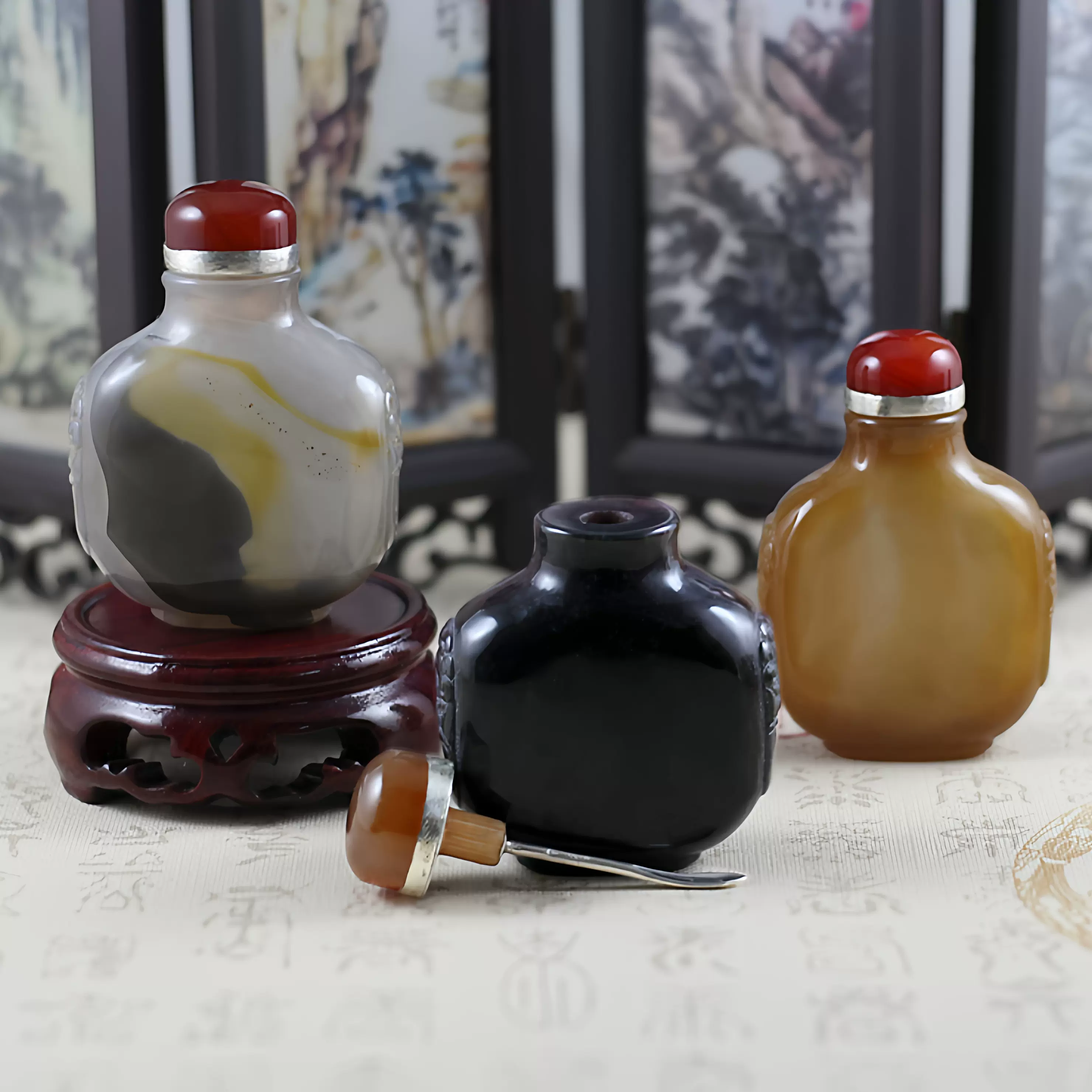 骨雕鼻烟壶带银勺龙凤花鸟雕刻鼻烟粉把玩古玩手工艺品商务国风
