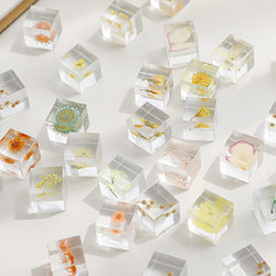 Small fresh immortal flower specimen glue-drop ornaments