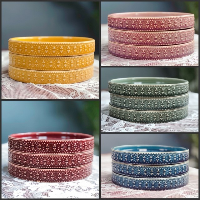 Flawed products Ceramic tray water connection tray Ceramic green plant chassis circular base embossed ice crack bottom bracket
